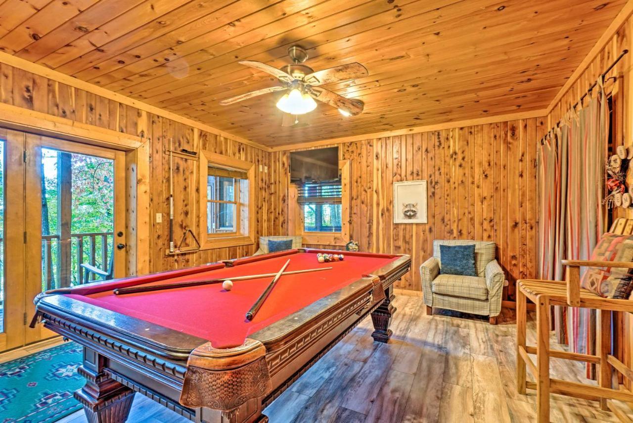 Grin N Bear It Cabin With Hot Tub And Fire Pit! Pigeon Forge Eksteriør bilde