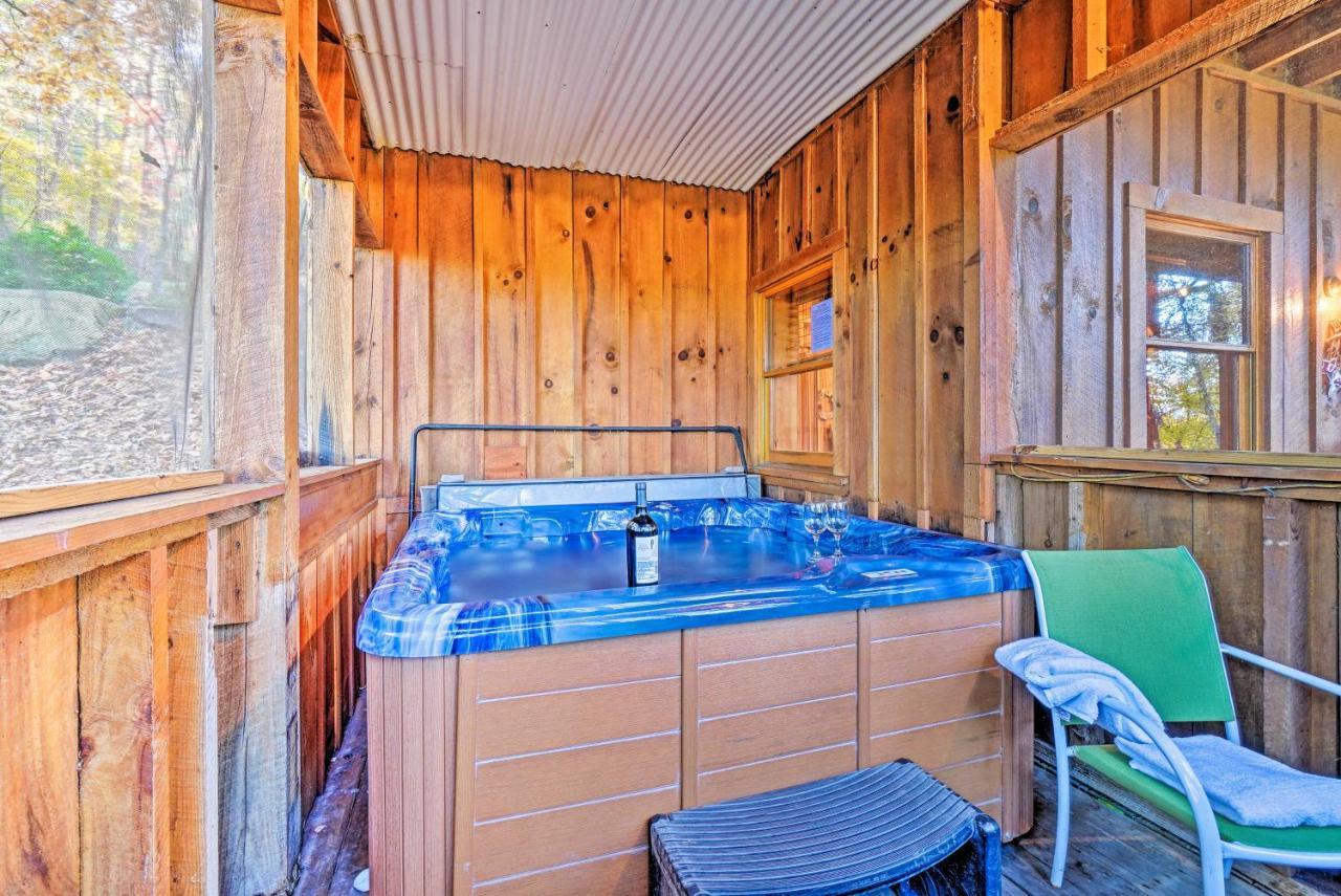 Grin N Bear It Cabin With Hot Tub And Fire Pit! Pigeon Forge Eksteriør bilde