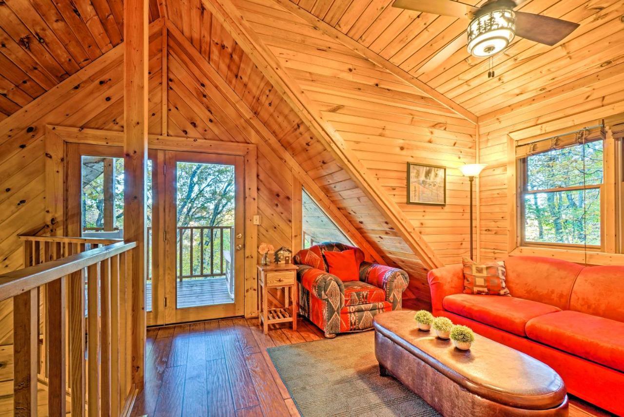 Grin N Bear It Cabin With Hot Tub And Fire Pit! Pigeon Forge Eksteriør bilde